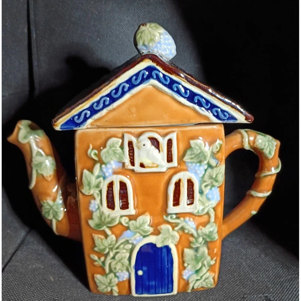 Vintage CBK Ltd Nouveau Majolica Cottage Teapot Ceramic Bird Vine House 1994